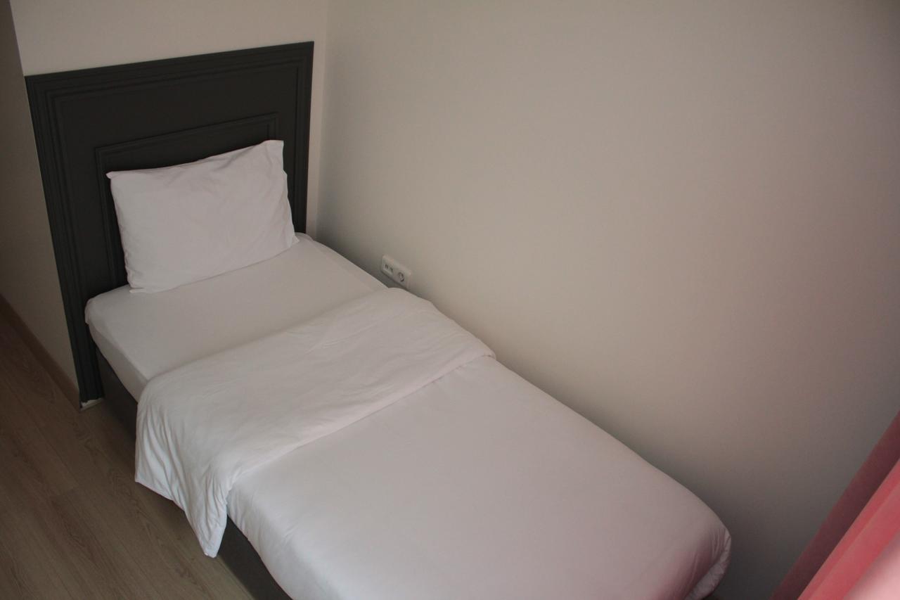 Hotel City Cerkezkoy Kültér fotó